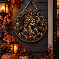 Mors Regnat - The Crowned Skull Queen Round Wood Sign